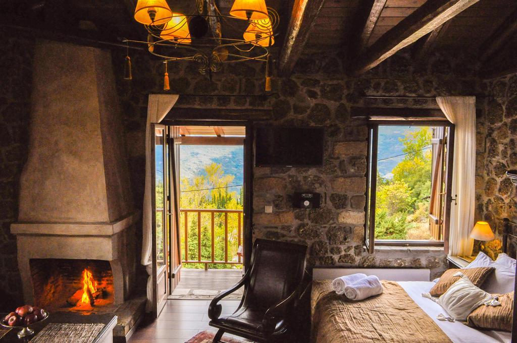 Nymfes Guesthouse Synikia Mesi Trikalon Habitación foto