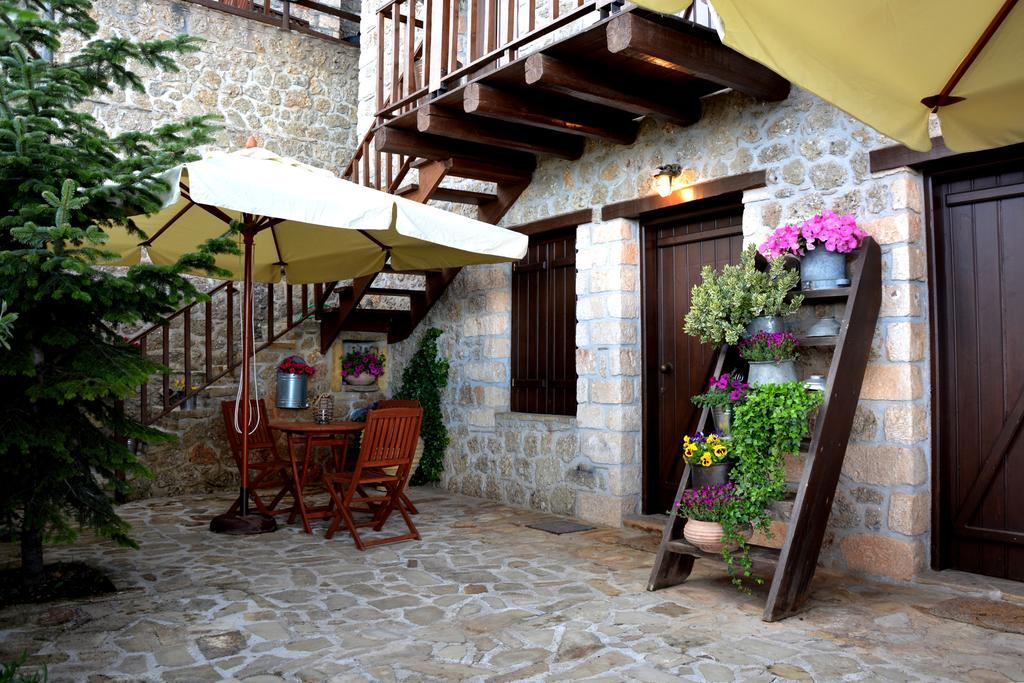Nymfes Guesthouse Synikia Mesi Trikalon Exterior foto