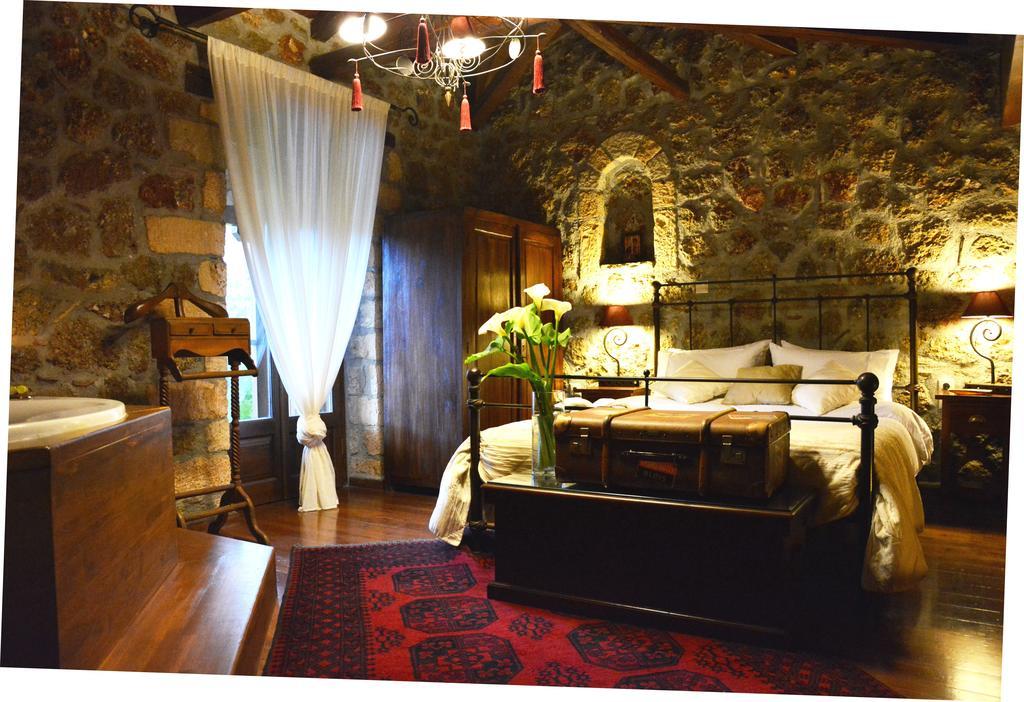 Nymfes Guesthouse Synikia Mesi Trikalon Habitación foto